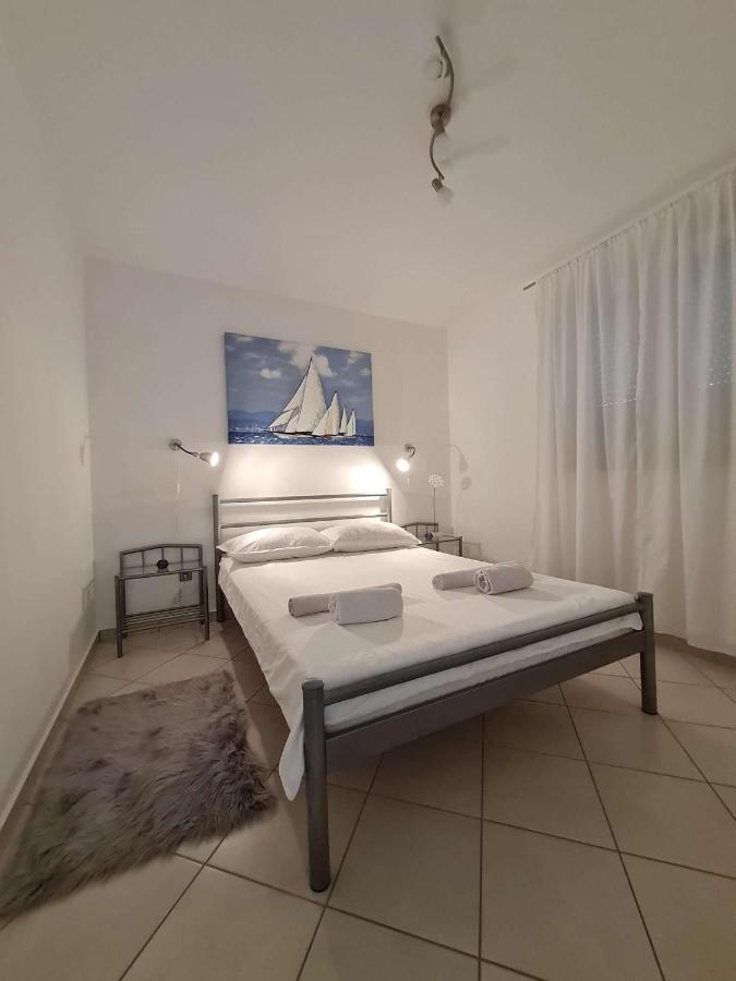 Apartmani Lovre I Zara Kültér fotó