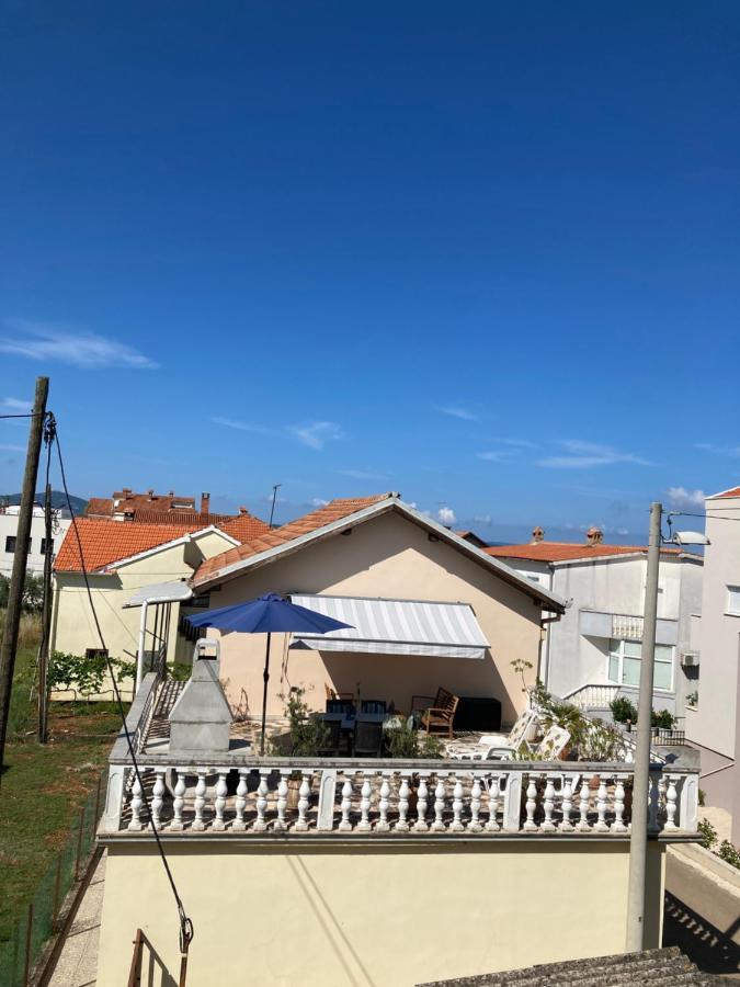 Apartmani Lovre I Zara Kültér fotó